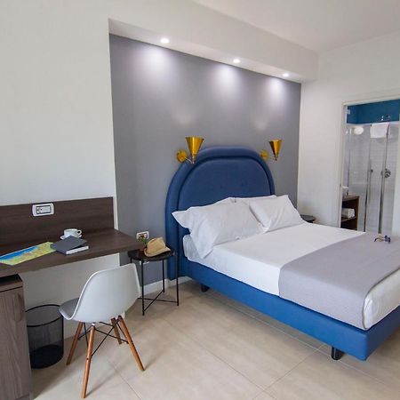 Mako Sorrento Suites Eksteriør bilde